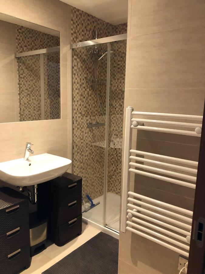 Westone Suite710-Hosted By Sweetstay Гибралтар Экстерьер фото